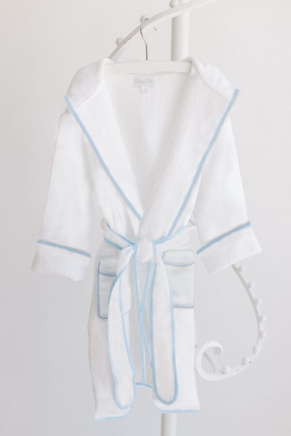 Bathrobe – Blue Trim