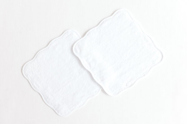 Washcloth – White Scallops